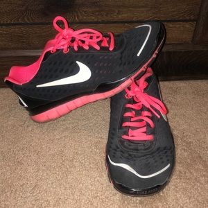 Nike free tr luxe 2.0
